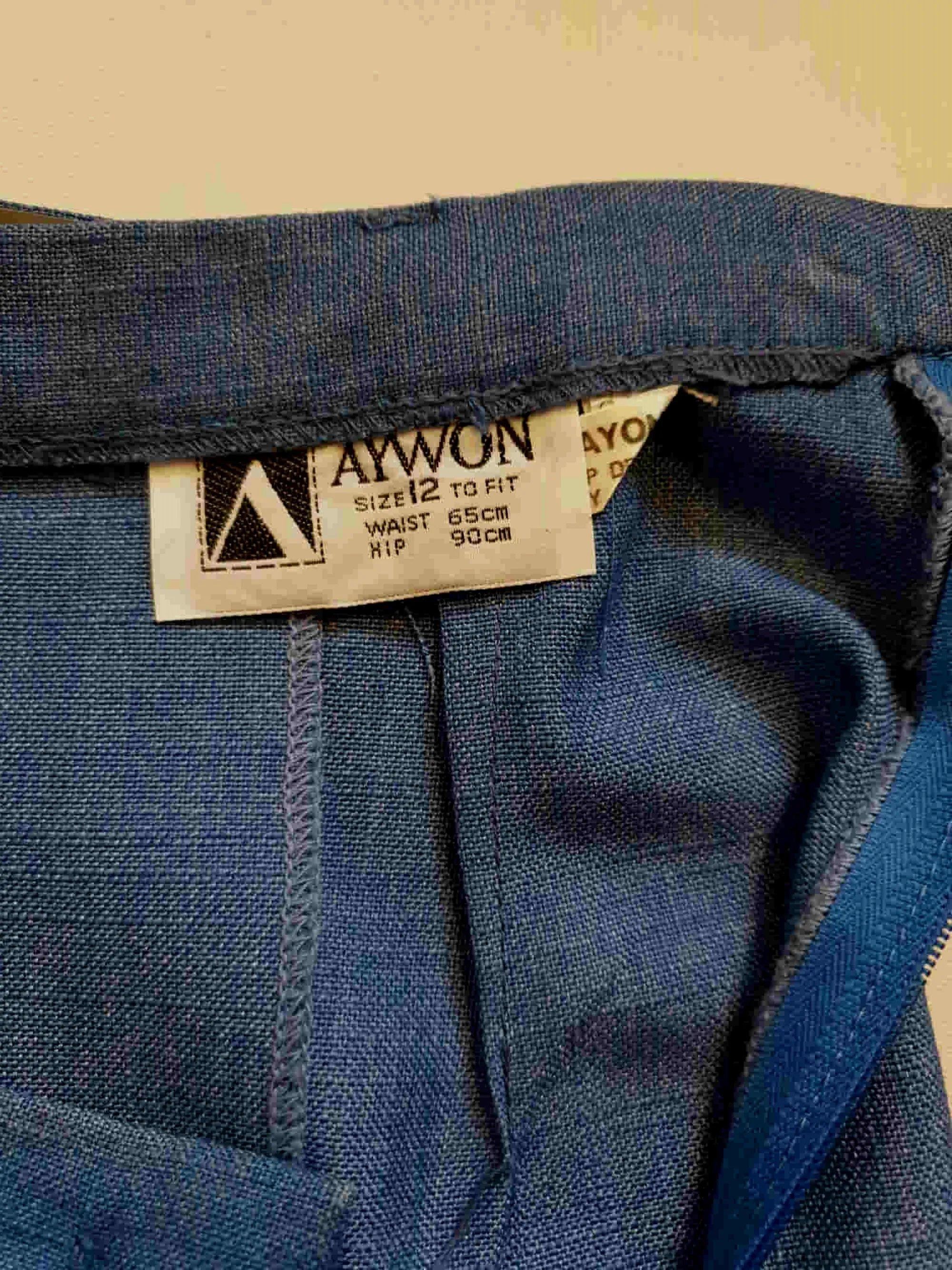 1970s Blue Skirt With Inverted Pleat by Aywon - S