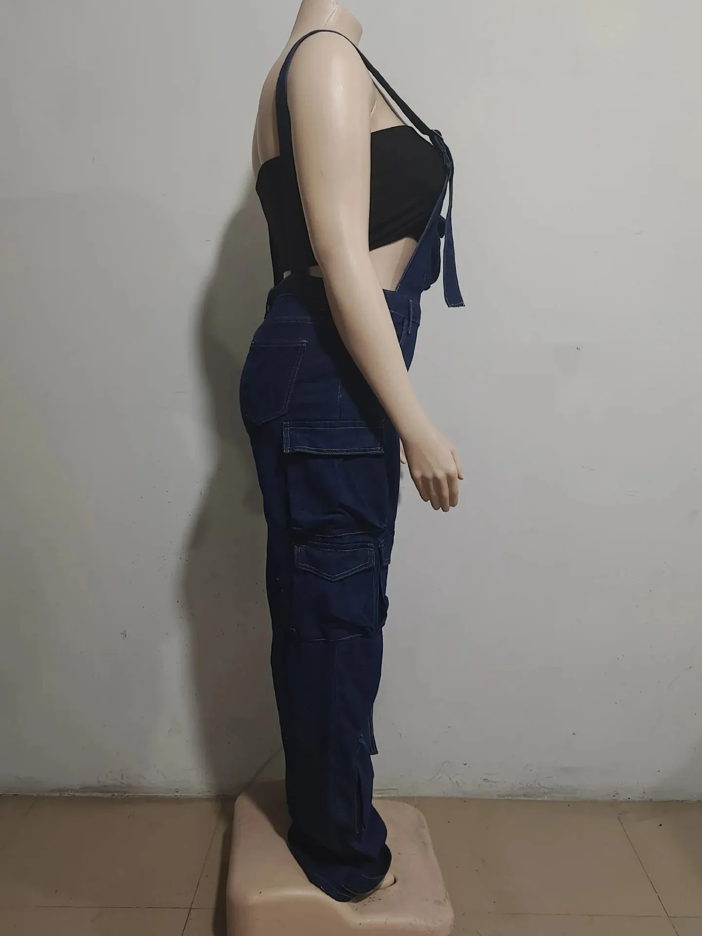 Adjustable Shoulder Strap Multiple Pockets Loose Wide Leg Denim Jumpsuits