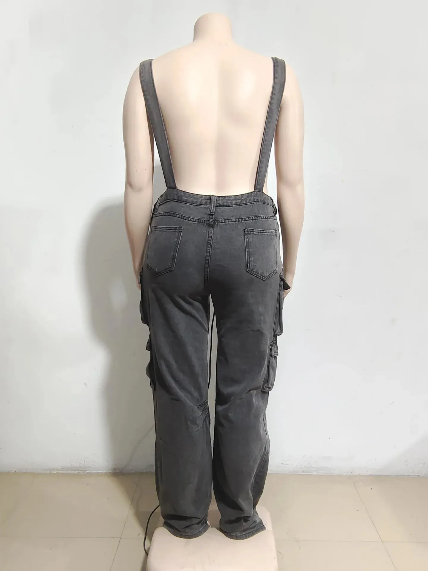Adjustable Shoulder Strap Multiple Pockets Loose Wide Leg Denim Jumpsuits