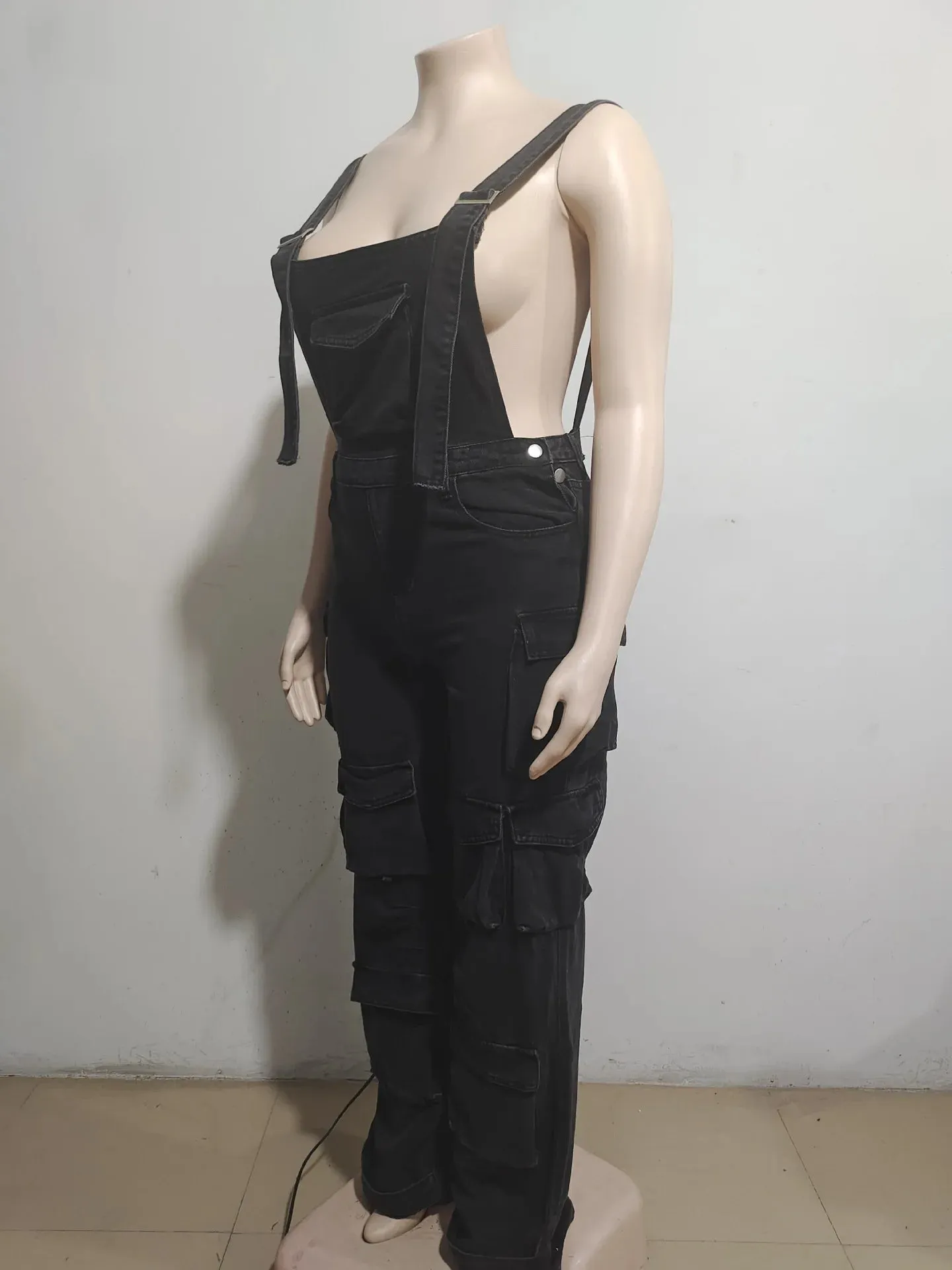 Adjustable Shoulder Strap Multiple Pockets Loose Wide Leg Denim Jumpsuits
