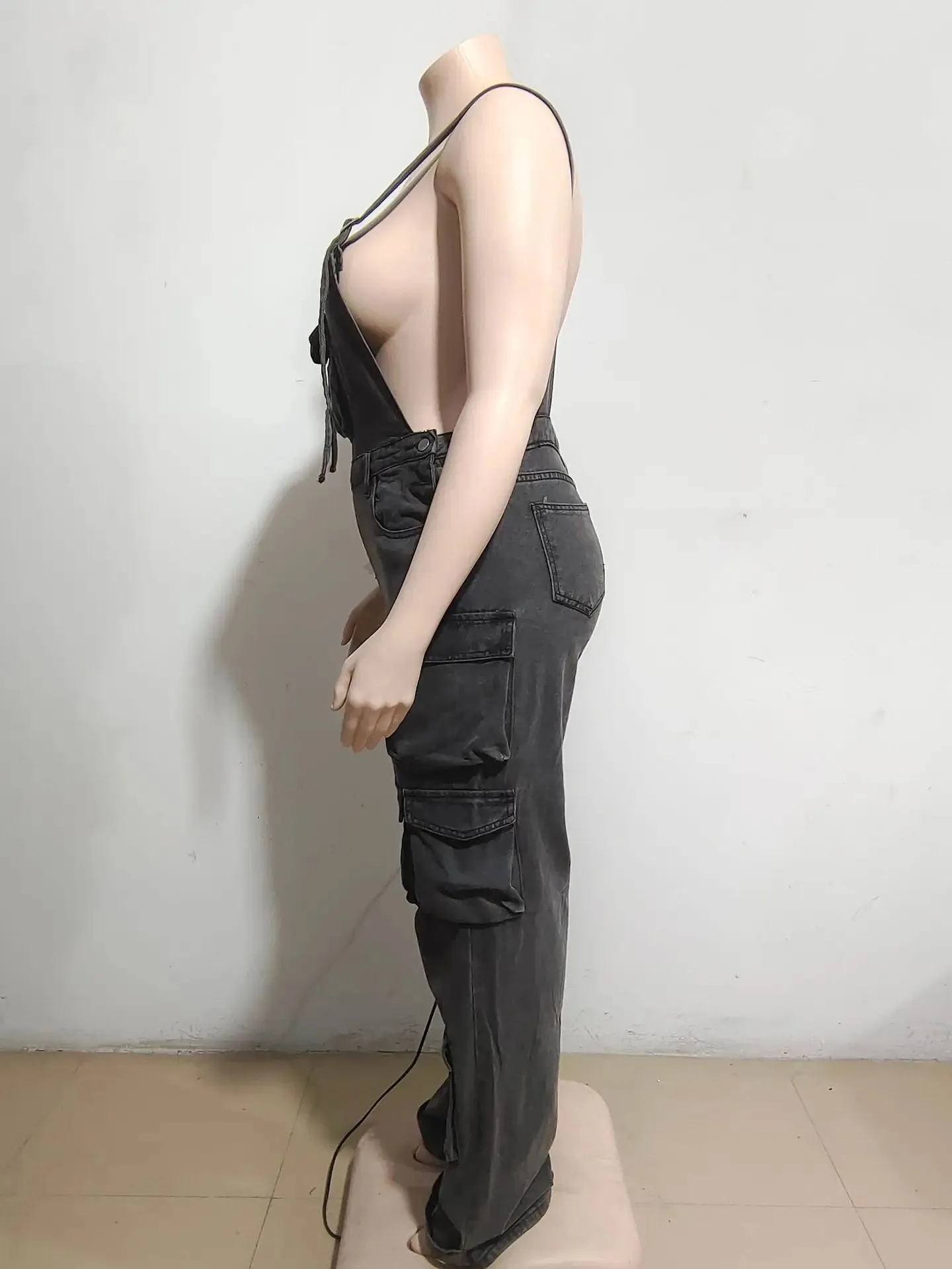 Adjustable Shoulder Strap Multiple Pockets Loose Wide Leg Denim Jumpsuits