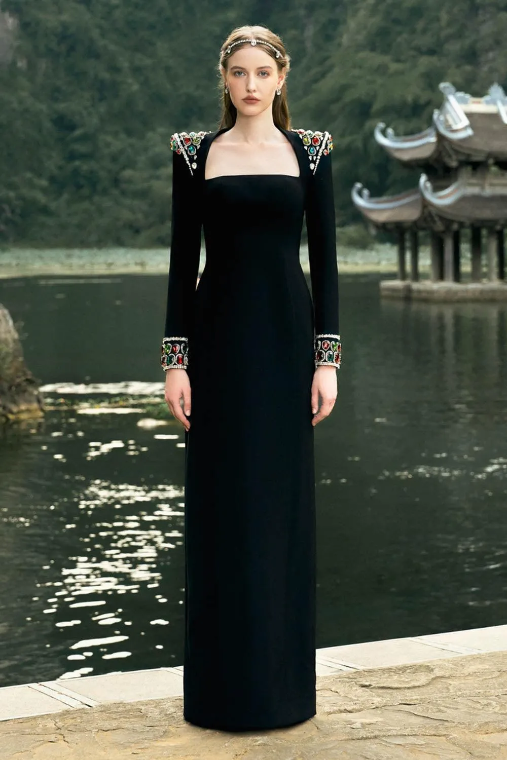 Venture Sheath Queen Anne Neck Velvet Floor Length Dress